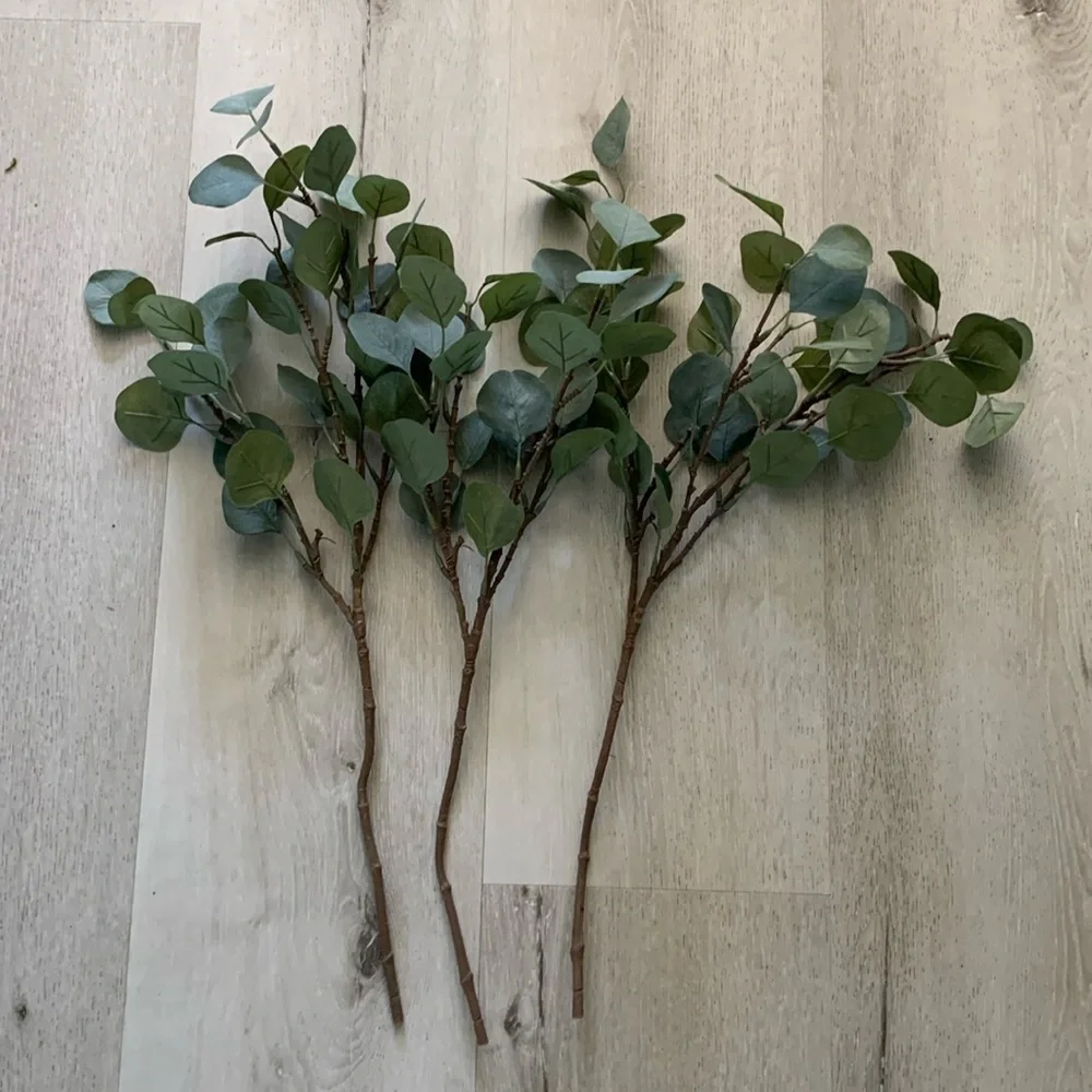 Set‎ of three greenery faux flowers